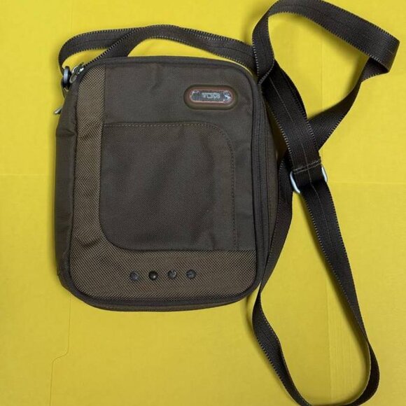 Vintage TUMI Pocket Bag with Adjustable Shoulder Strap (Sand/Orange)